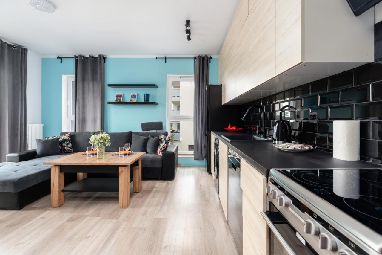 Modern Apartment With Balcony & Free Garage Poznan By Noclegi Renters Ngoại thất bức ảnh