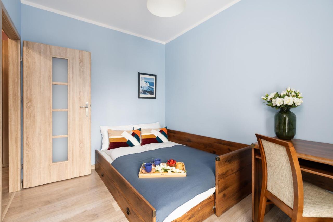 Modern Apartment With Balcony & Free Garage Poznan By Noclegi Renters Ngoại thất bức ảnh